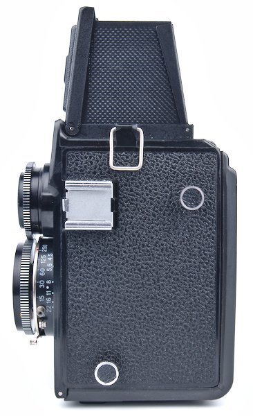 Accessory shoe on the Lubitel 166B. It is not a hot shoe