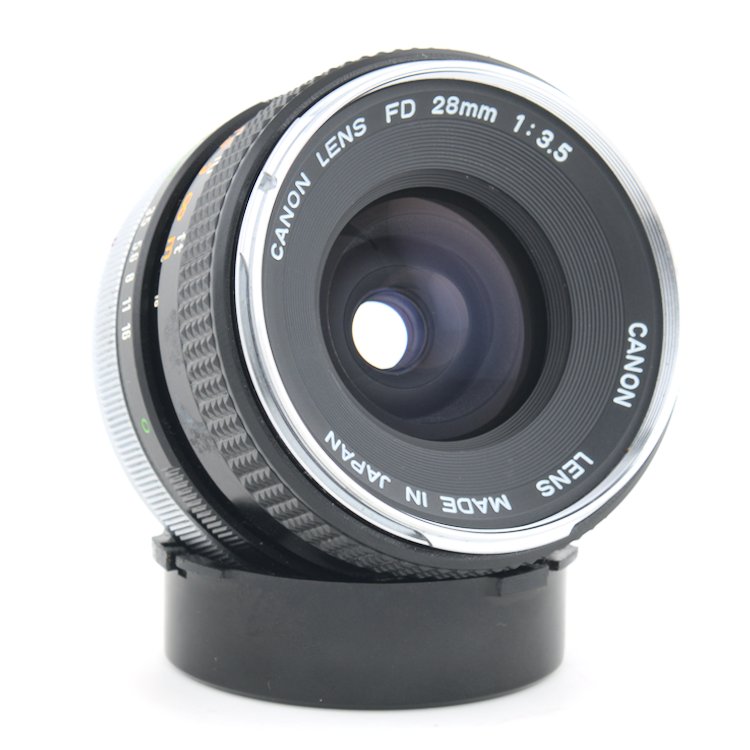 Canon FD 28mm f/3.5 Lens