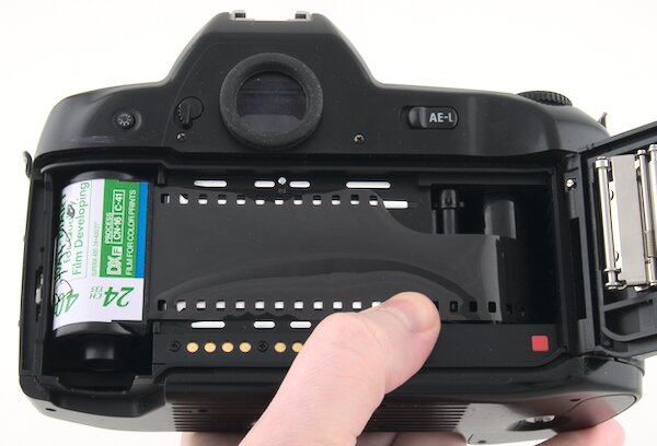 Nikon N90 Pull Film Leader