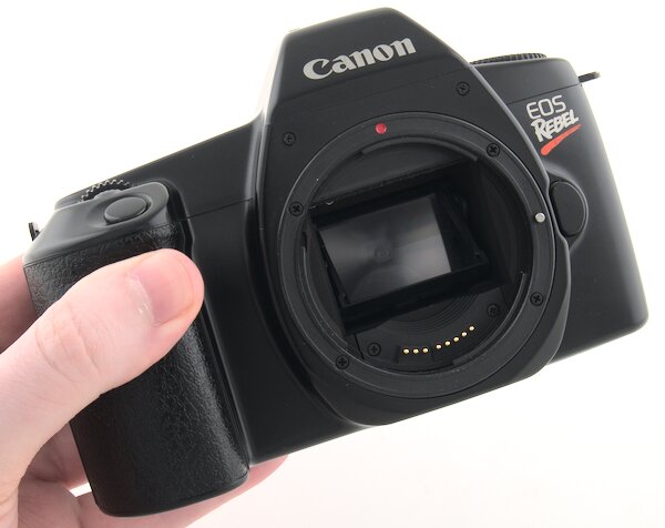 Canon EOS Rebel Remove the Lens