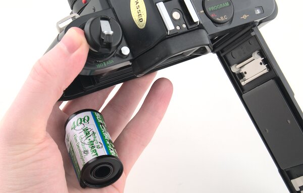 Canon T50 Remove 35mm Film Canister
