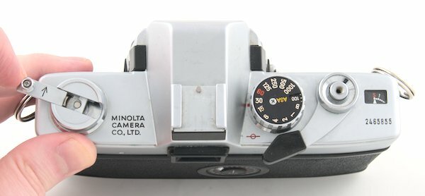 Minolta SRT-101 Film Rewind Lever