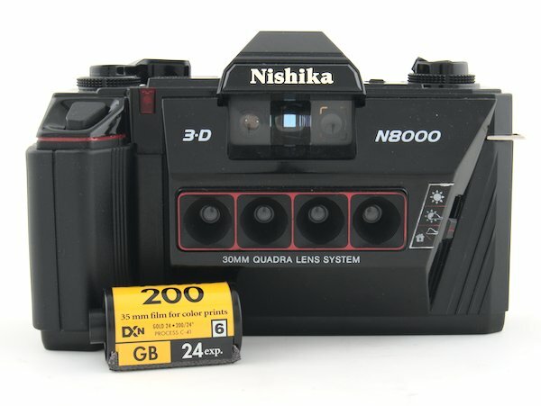 This guide covers the steps to successfully rewind and remove the film from your Nishika N8000. Don't ruin your film by unloading it incorrectly.