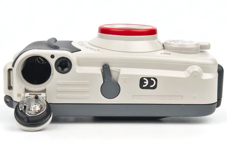 A Review of the Canon Sure Shot A-1 Water Proof Film Camera