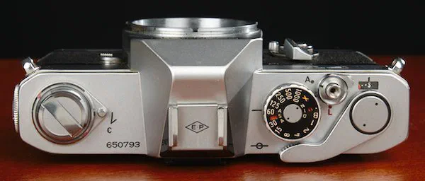 Shutter speeds, film winder, shutter lock, and film rewind on FT QL