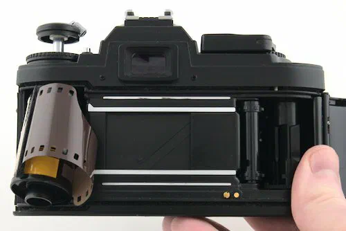 Nikon FG Load 35mm Film Canister