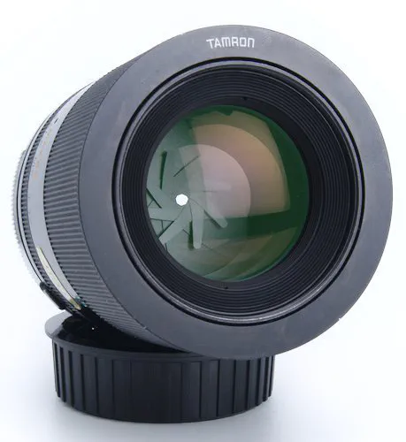 Front Element of Macro Lens and Aperture Blades