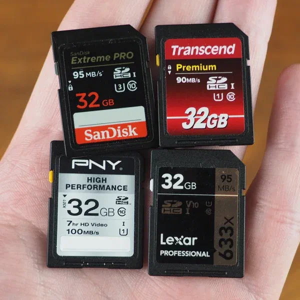 Compatible 32GB SDHC Memory Cards Compatible 32GB SDHC Memory Cards