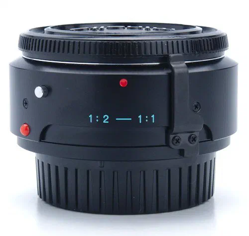 Minolta Life-Size Adapter for 1:1 Magnification Minolta Life-Size Adapter for 1:1 Magnification