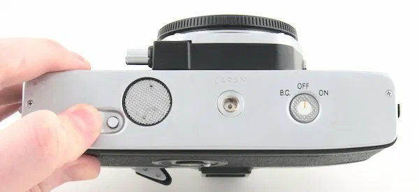 Minolta SRT-101 Unlock Take-Up Spool Minolta SRT-101 Unlock Take-Up Spool