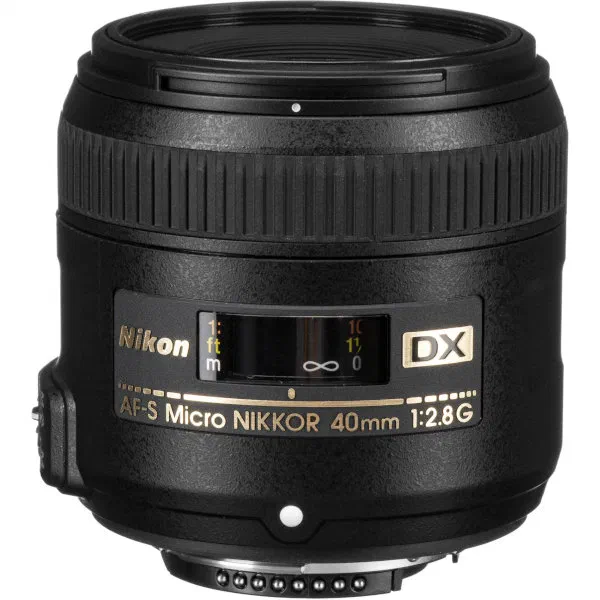 Nikon DX 40mm f/2.8G Macro Lens Nikon DX 40mm f/2.8G Macro Lens