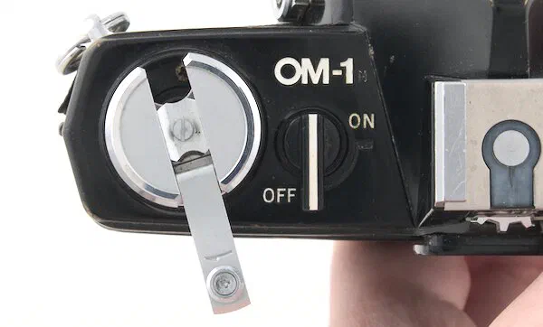 Olympus OM-1 Film Rewind Lever