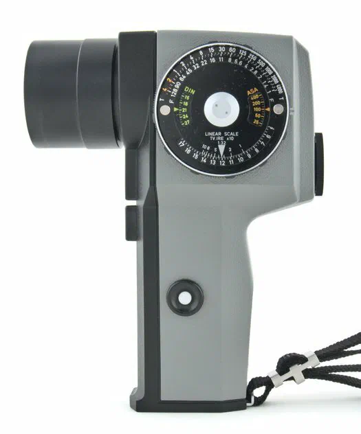 How to use a Pentax Spotmeter V Analog Spot Meter How to use a Pentax Spotmeter V Analog Spot Meter