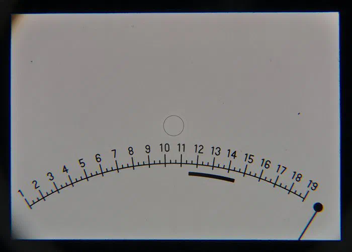 Actual viewfinder Screen with EV Scale Actual viewfinder Screen with EV Scale