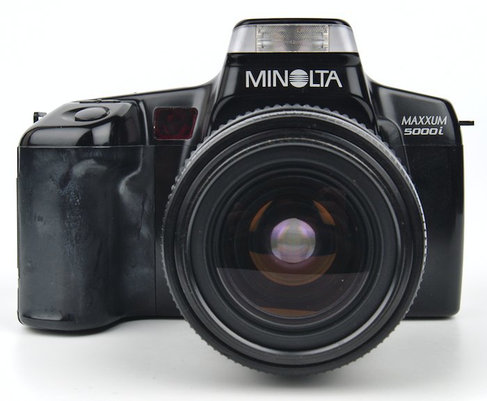 /minolta-maxxum-5000i-dynax/5000i-camera-lens-front.jpg